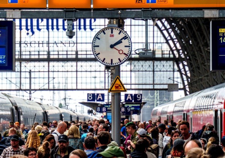 Züge umfahren Hauptbahnhof wegen Bauarbeiten.