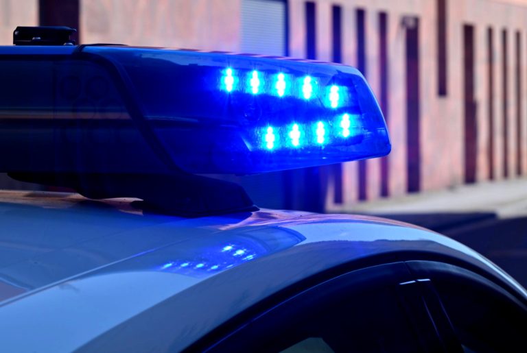 Diebe entwenden hochwertiges Kupfer nachts.