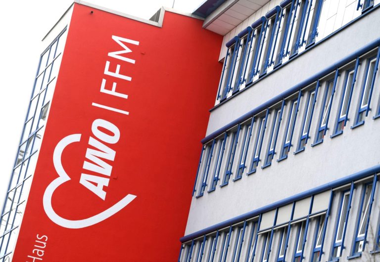 Richter beraten über Awo-Tochtergesellschaft.