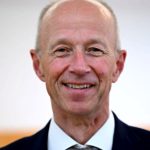 Minister fördert Schulpartnerschaften in Israel.