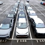 Rhein fordert Zukunftspläne für Autoindustrie.